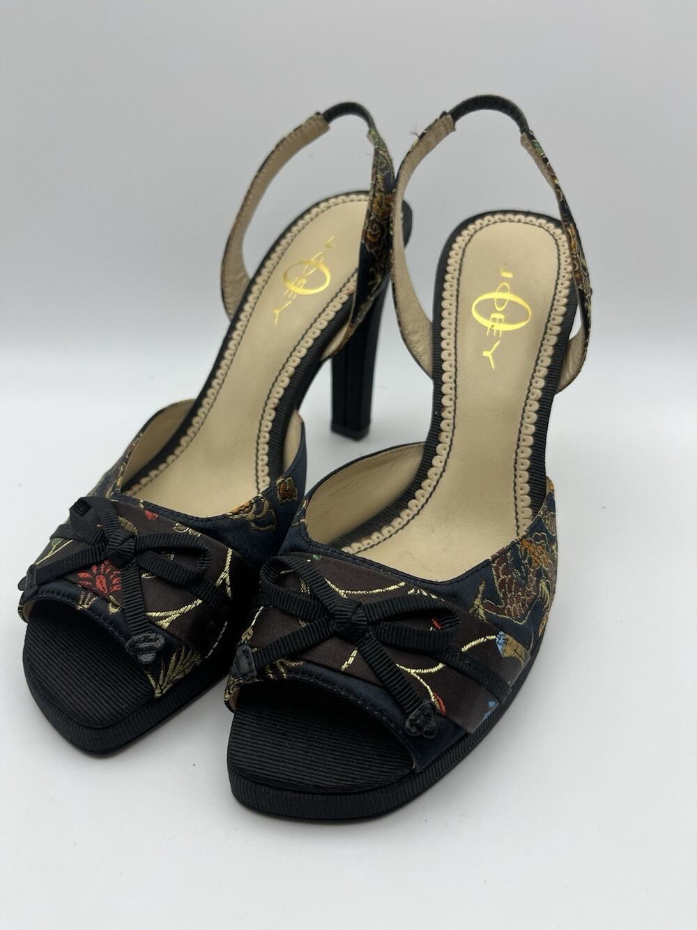 Qupid Black Floral Slingback Heels